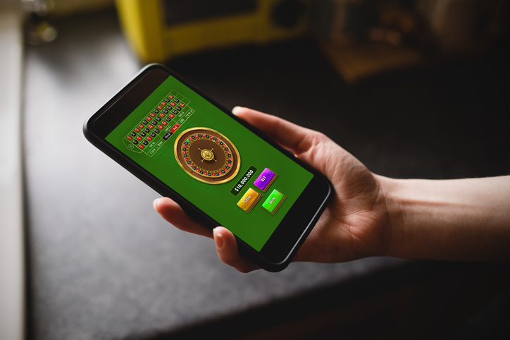 Vì sao cần liên hệ đúng kênh của nhà cái 13WIN?