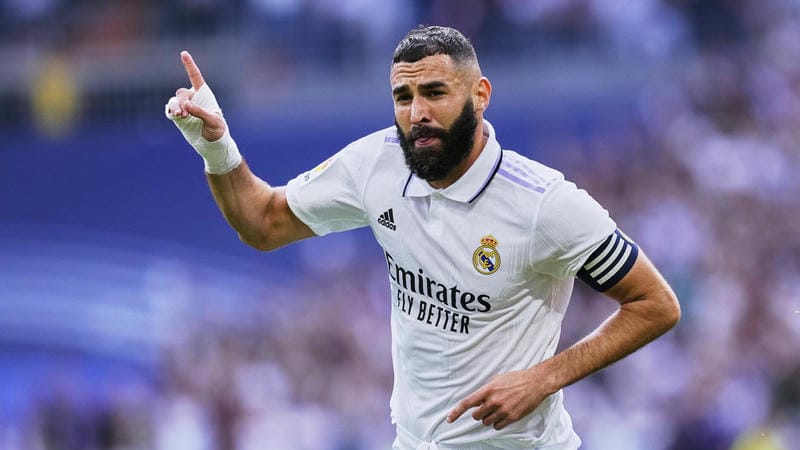Hành Trình Từ "Mèo Lười" Đến Thủ Lĩnh Của Karim Benzema
