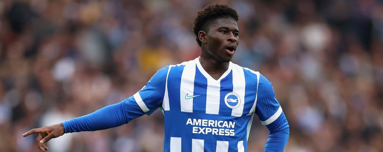 Tin đồn chuyển nhượng liên quan đến Carlos Baleba giữa các câu lạc bộ lớn