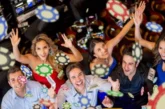 Cách Nhận Biết Bài Mạnh Yếu Trong Poker Dễ Hiểu Cho Người Mới