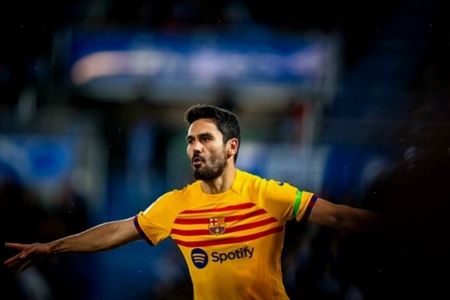 Ilkay Gundogan ăn mừng bàn thắng trong màu áo Barcelona