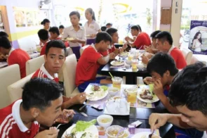 Tiền vệ Lê Văn Đô và hành trình vươn tầm ngôi sao tại V League